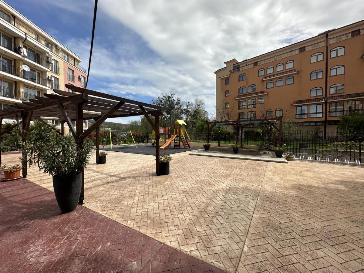 Cozy Apartment Sunny Beach Exterior foto